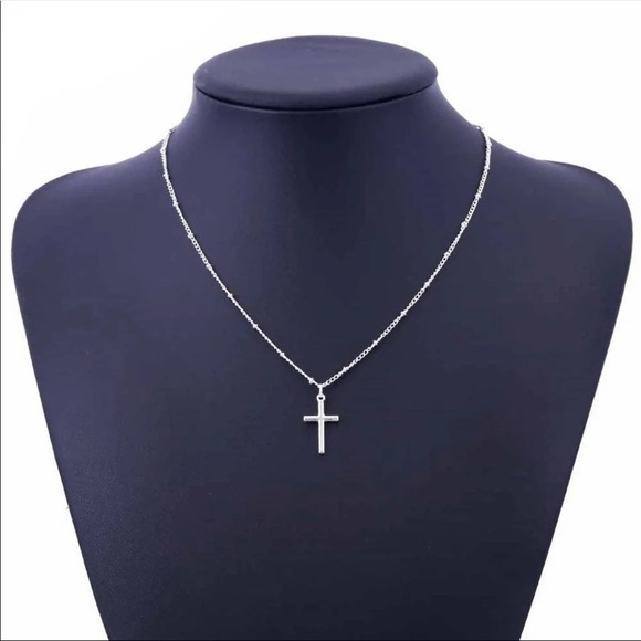 3/$30 🤍 Silver Cross Pendant Necklace - Picture 2 of 3